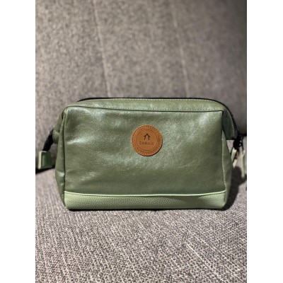 TRAVEL KIT - TROUSSE DE VOYAGE RIVERDALE